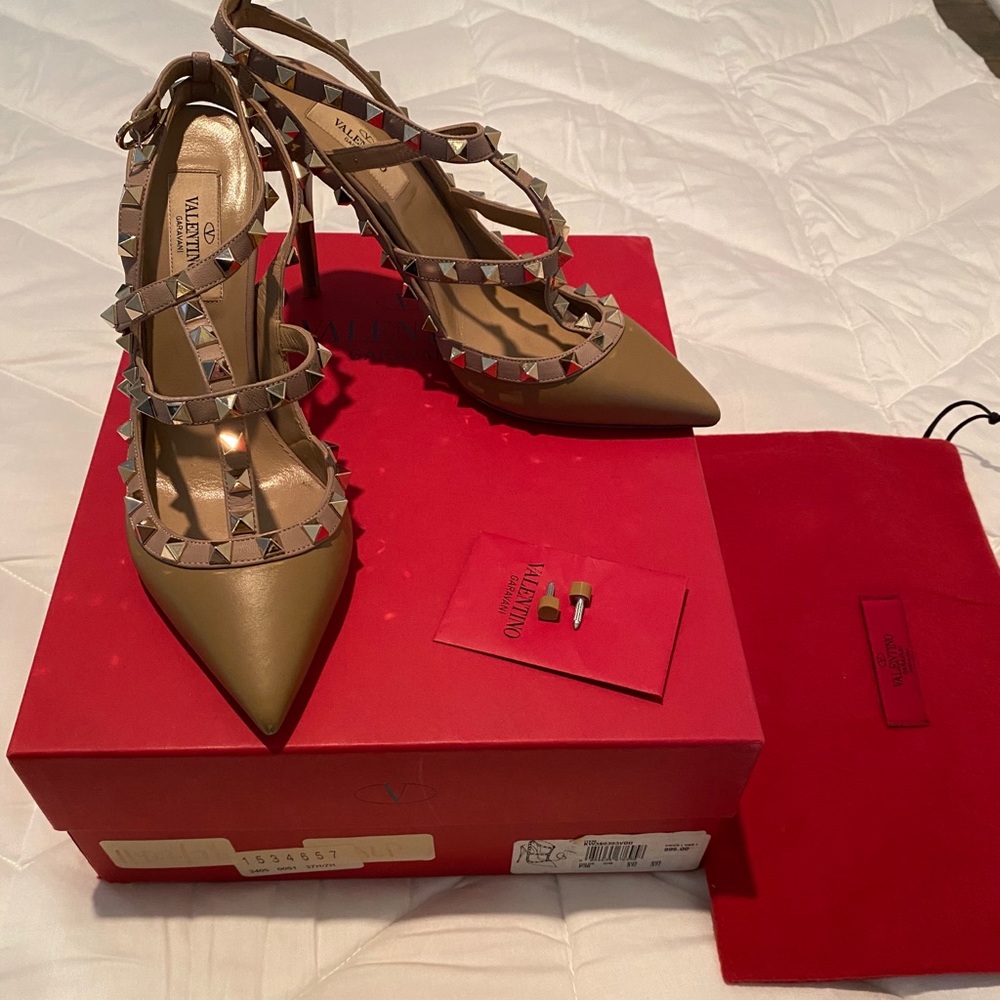 Valentino Rockstud Matte Calfskin Ankle Strap